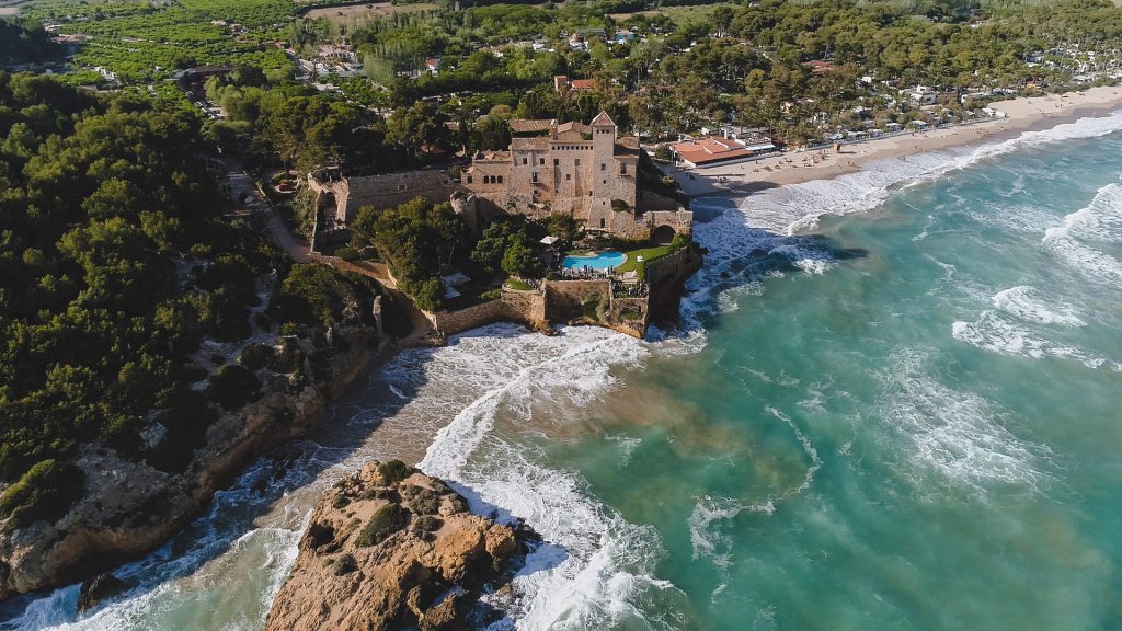 5 best venues near Barcelona for destination weddings